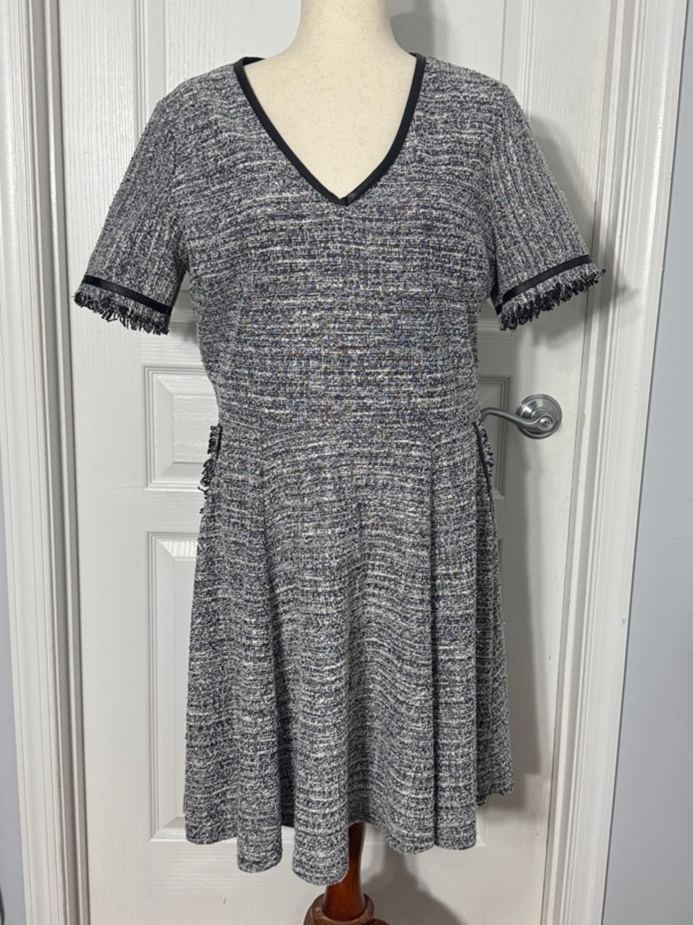 Silver Flecked Black and White Knit V-Neck Short Sleeve Dress